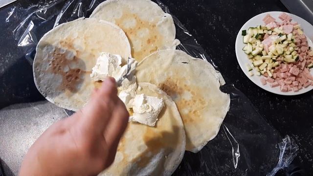 Блинчики с начинкой. Добавляйте любимые начинки. И всегда новый вкус смотреть онлайн