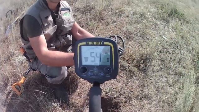 Коп на заброшенной войсковой части. TX-850 vs X-Terra 705 смотреть онлайн