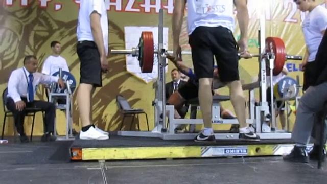 Дима Ли ЧА жим лежа 2й подход 250кг смотреть онлайн