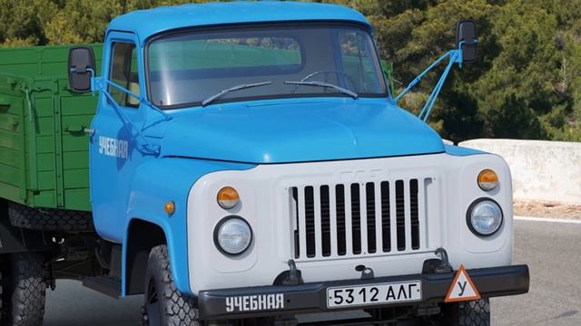 ЗА ЧТО НЕ ЛЮБИЛИ ГАЗ 53? САМЫЙ МАССОВЫЙ ГРУЗОВИК СССР. И В ЧЕМ ОТЛИЧИЯ ГАЗ 53,52 И 51. ПОДРОБНО. смотреть онлайн
