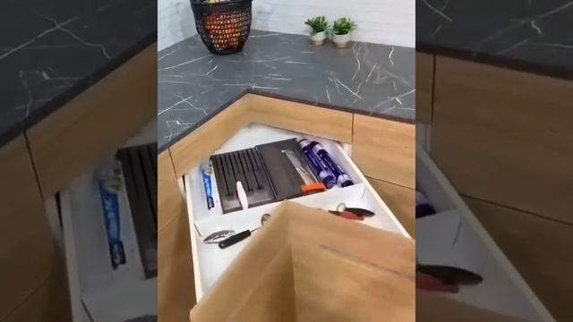 КУХНЯ - наполнение кухонных шкафов - угловые выдвижные ящики с доводчиками смотреть онлайн