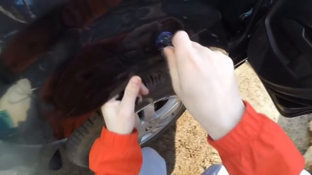 Как выпрямить вмятину на автомобиле своими руками в домашних условиях смотреть онлайн