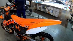 Как правильно поклеить наклейки на мотоцикл