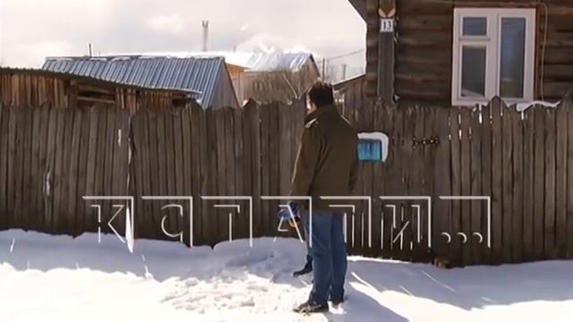 В застрявшей в реке машине, обнаружили тела троих рыбаков смотреть онлайн