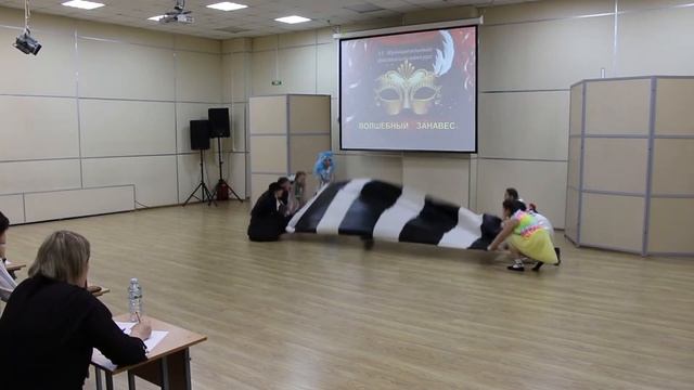Студия "ФЕНИКС" со спектаклем "ИДУ ПО УЛИЦЕ" на фестивале "ВОЛШЕБНЫЙ ЗАНАВЕС 2021" (город Королёв) смотреть онлайн