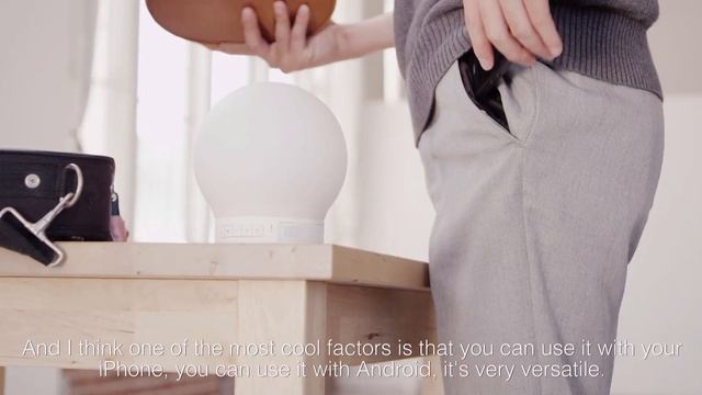 emoi Smart Lamp Speaker Testimonial - Dancer Kester смотреть онлайн