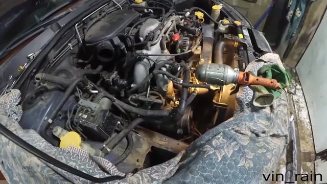 Замена уплотнительный колец свечных колодцев Subaru Legacy/Outback смотреть онлайн