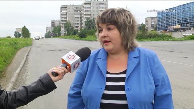 Ремонтировать дорогу по улице Павла Зыкина будет предприятие "Новатор" до конца сентября смотреть онлайн