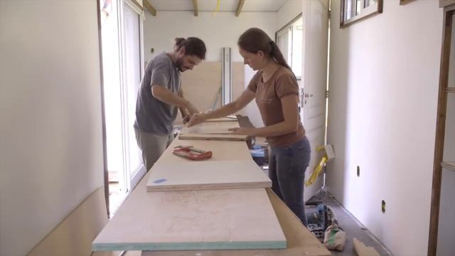 DIY Plywood Furniture - Living Tiny Project #060 смотреть онлайн