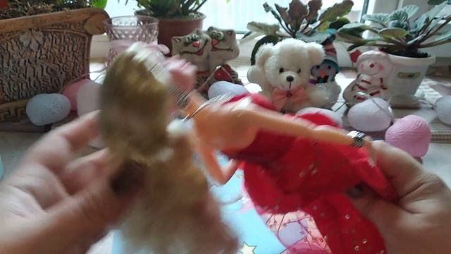 КОРОЛЕВА БАЛА - КУКЛА АВРОРА БЛОНДИНКА В КРАСНОМ ПЛАТЬЕ. Аналог Барби из ФИКС ПРАЙС за 199 рублей. смотреть онлайн