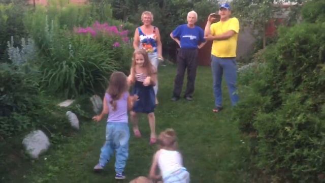 Валерия и Андрей Степановы дачные танцы смотреть онлайн