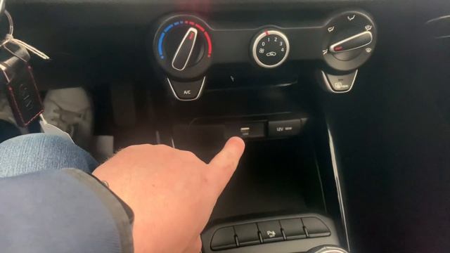 Présentation, Essai Statique KIA RIO 1.0 TGI 100 Ch ACTIVE 2021 BLANCHE