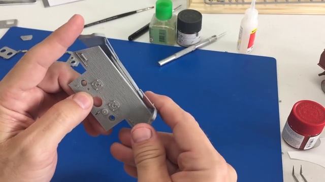 Building the New 1/35 Takom King Tiger with full interior part 2 смотреть онлайн