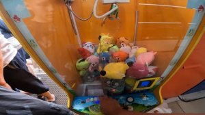 Автомат с игрушками хватайка ( сколько можно выиграть игрушек на 1000 руб ) Часть 3