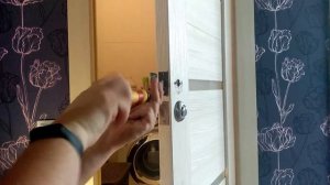 Чиним ручку межкомнатной двери.  Замена щеколды своими руками за 5 минут.