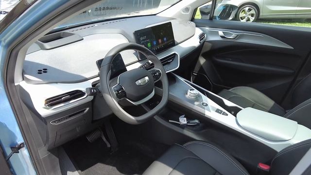 Geely Geometry C - buen equipamiento, buena autonomía (Lanzamiento) смотреть онлайн