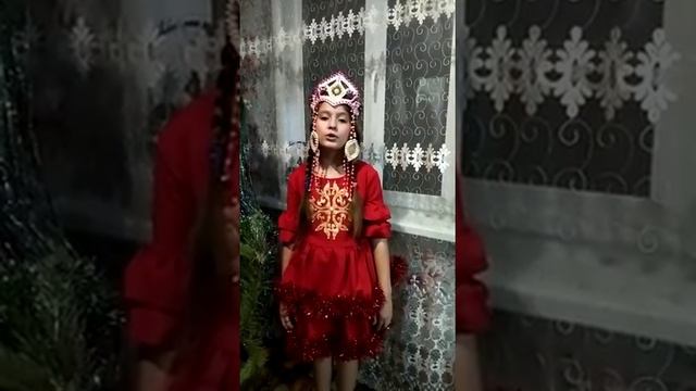 Новогодний Костюм " Баян Сұлу " КГУ Чаглинская средня школа смотреть онлайн