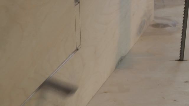 Круг на ленточной пиле - проще некуда Bandsaw hack смотреть онлайн