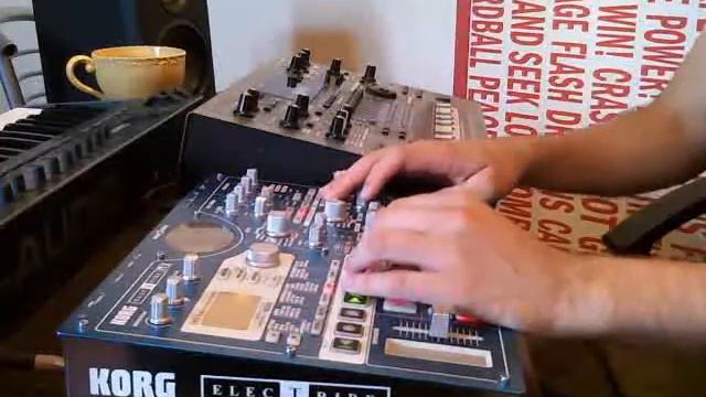 Live Techno Set with Korg Electribe EMX-1 by Enformig смотреть онлайн