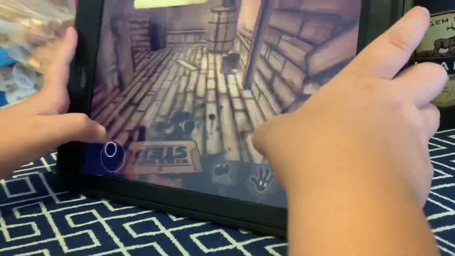 Играем с Елисеем в Майнкрафт и Бенди смотреть онлайн