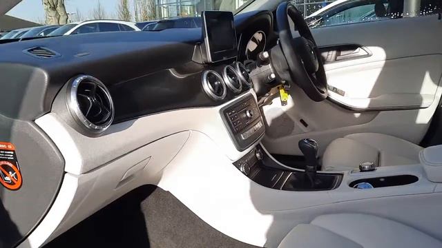 191D13787 - 2019 Mercedes-Benz CLA-Class CLA CLA 180 4DR смотреть онлайн