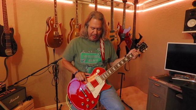 New String Day: 2021 Gibson Les Paul Classic Trans Cherry смотреть онлайн