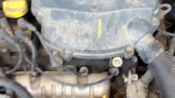 Где находится номер двигателя на автомобиле Renault Logan