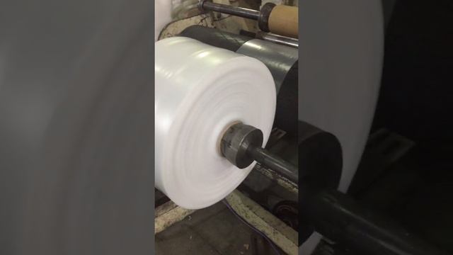 Производство узких рукавов из полиэтиленовой пленки смотреть онлайн