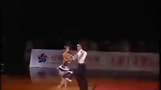 Franco Formica & Oxana Lebedew - Samba 2011 смотреть онлайн