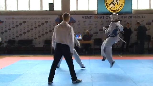 Бой 014 (Золотой Даянг 2013) Taekwondo WTF Даянг №2 смотреть онлайн