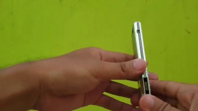 Review Hp Sony Ericsson T700i!!! Desain mirip Sony Xperia XZ Premium смотреть онлайн