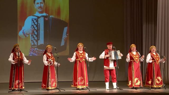 «На районе грянули гармони» - веселая русская песня. смотреть онлайн