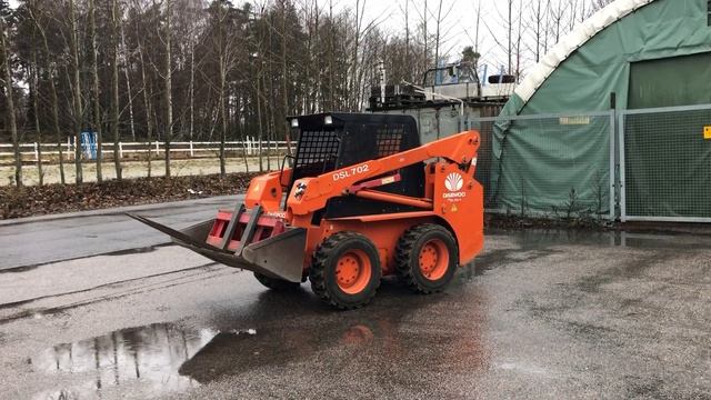 Köp Kompaktlastare Daewoo DSL 702 på Klaravik смотреть онлайн