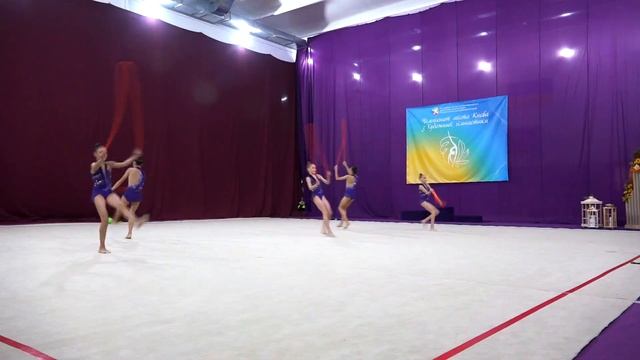 ГРУПА КМС ДЮСШ Дерюгіних тр Куріна Н Е , Мельницька О І ГРУПОВІ ВПРАВИ КМС 5 скакалок смотреть онлайн