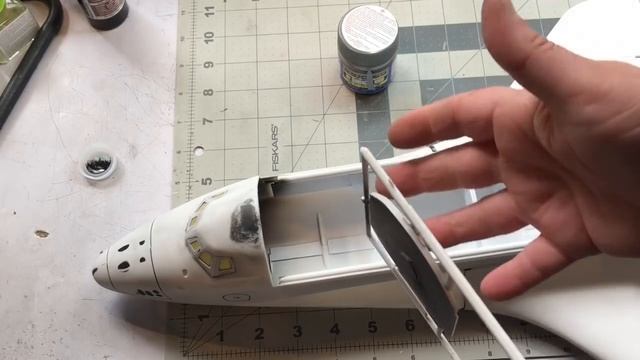 1/72 Monogram Space Shuttle Part 2: Closing Up the Orbiter смотреть онлайн