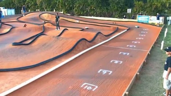 гонки на радиоуправляемых машинах