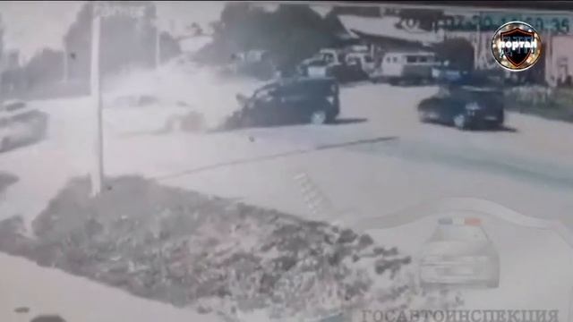 Уснул за рулем: погибли женщина и ребёнок в лобовом ДТП в Первоуральске смотреть онлайн