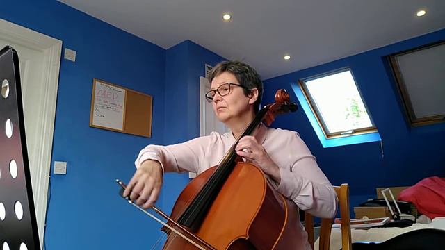 Vivaldi Sonata no 6 in B flat major 2nd movement (Allemanda) - Adult cello learner 23 months смотреть онлайн