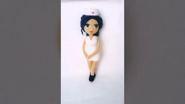 Кукла медик связана крючком от Лены Пузько смотреть онлайн