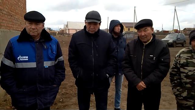 Выступление главы Хуторского сельсовета Гилажа Шарова на сходе в Новом Рычане смотреть онлайн