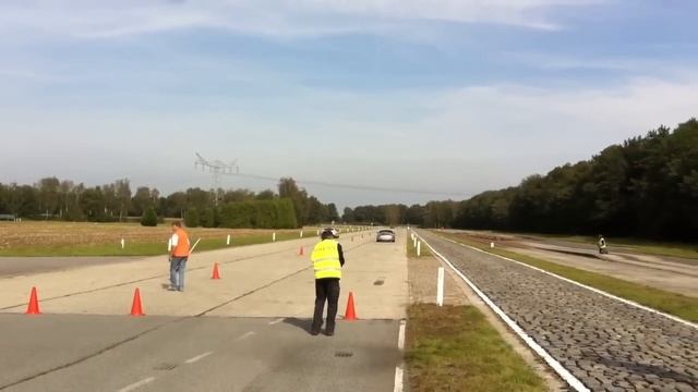 Ferrari 599 GTO vs. Porsche 997 Carrera 4S - Droomrit voor het Leven 2011 смотреть онлайн