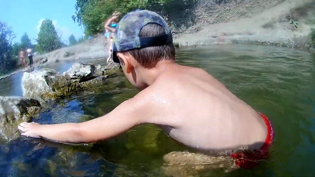 Окуни и вроде стерлядь у Беловского водопада (Искитимский район). часть 2 смотреть онлайн