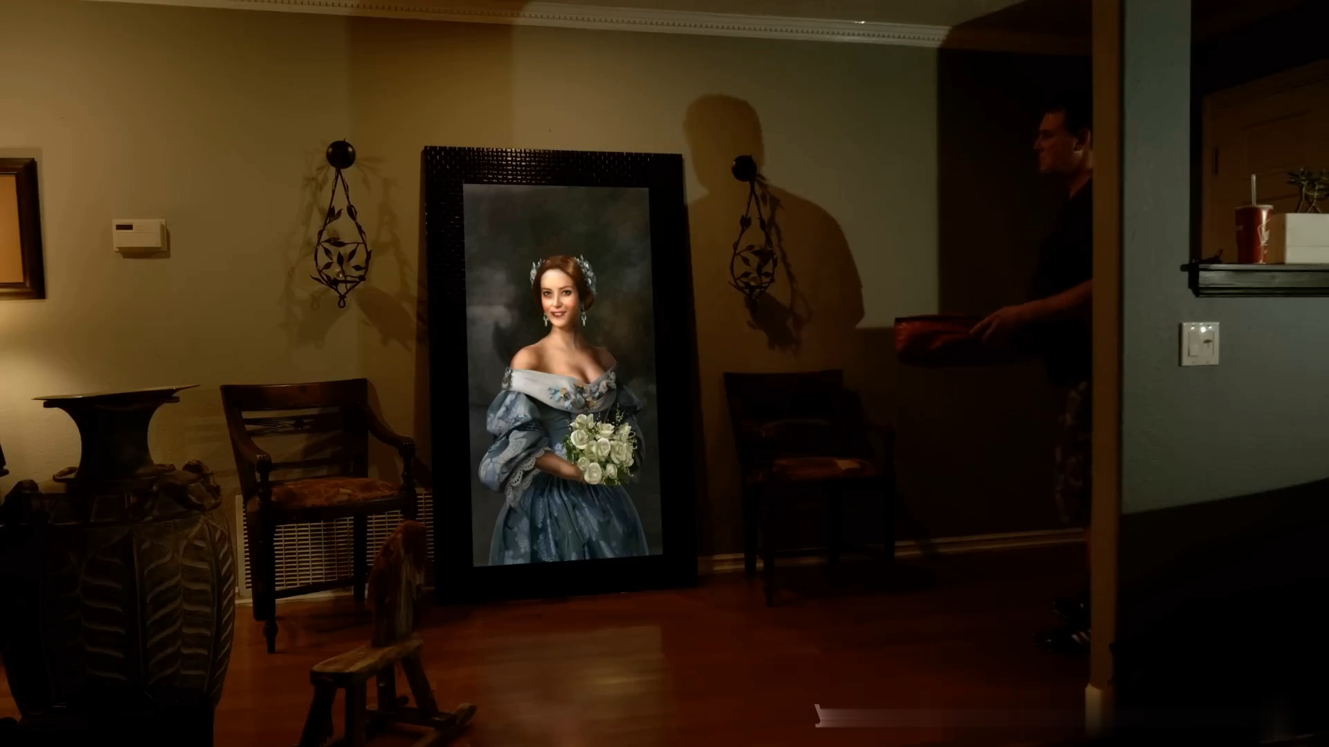 Paranormal Activity Digital Portrait Zombie Halloween Prank (online-video-cutter.com)