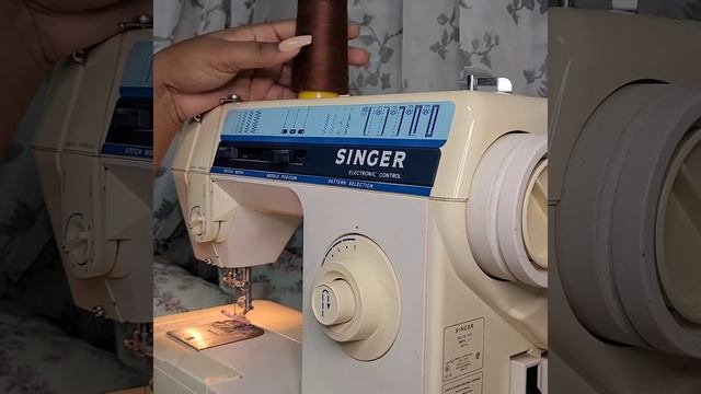How To Thread A Singer Sewing Machine| Sewing Hacks| Fun Sewing|Beginner SewingTutorial
