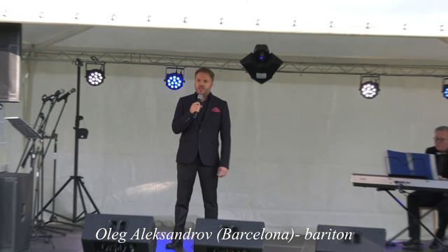 Олег Александров, "Bésame mucho" автор Консуэло Веласкес Торрес смотреть онлайн