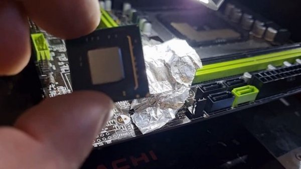 X79 (LGA 2011) заменя чипсета и клокера