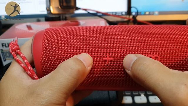 JBL Flip 5 ลำโพงบลูทูธแบบพกพา ไม่หวั่นแม้ฝนจะตกด้วยการออกแบบให้ลำโพงสามารถกันน้ำได้อย่างปลอดภัย IPX смотреть онлайн