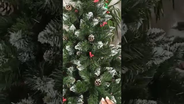 Рождественская с белыми кончиками красной калиной и шишками 360p смотреть онлайн