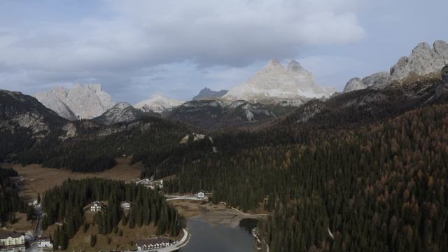 Lake Misurina/ Misurinasee смотреть онлайн