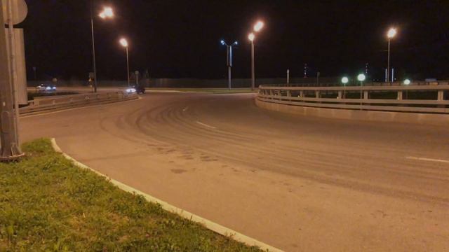 DRIFT Skyline R34 and R32 смотреть онлайн